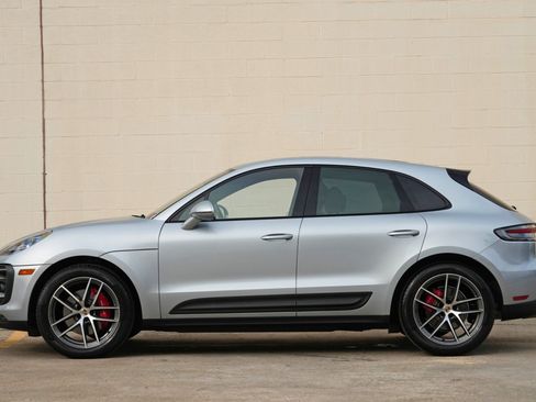 Used 2023 Porsche Macan S AWD/4WD image 9