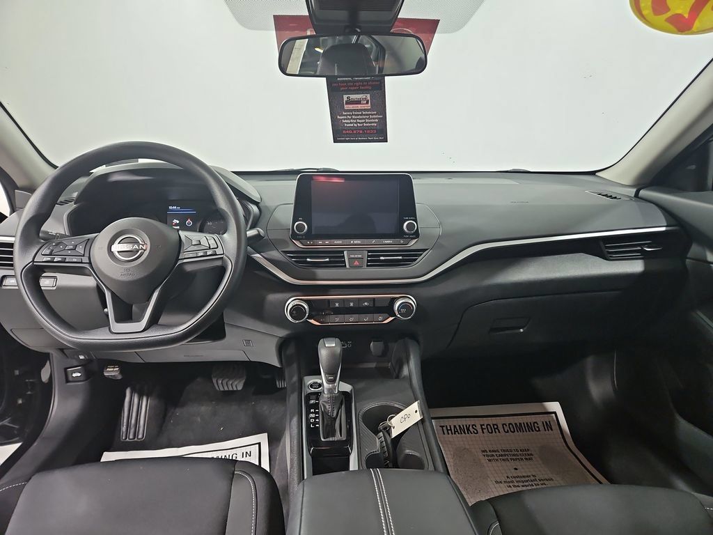Certified 2025 Nissan Altima 2.5 S FWD image 14