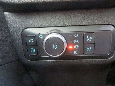 Used 2021 Ford Escape Titanium w/ Titanium Elite Package image 18