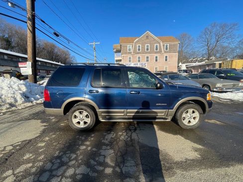 Used 2004 Ford Explorer Eddie Bauer image 5