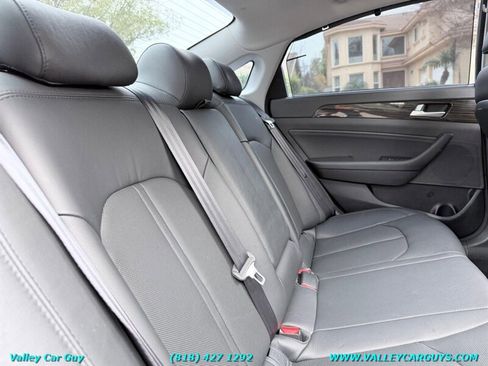 Used 2015 Hyundai Sonata Limited w/ Option Group 06 image 32