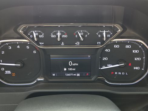 Used 2022 GMC Sierra 1500 SLT w/ SLT Premium Package AWD/4WD image 24