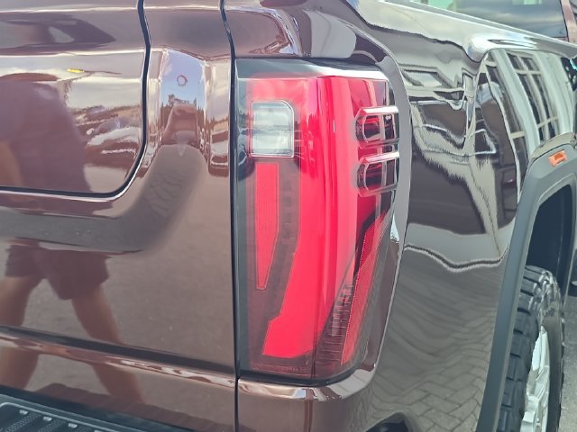 Certified 2024 GMC Sierra 2500 SLT w/ Texas SLT Premium Package RWD image 8