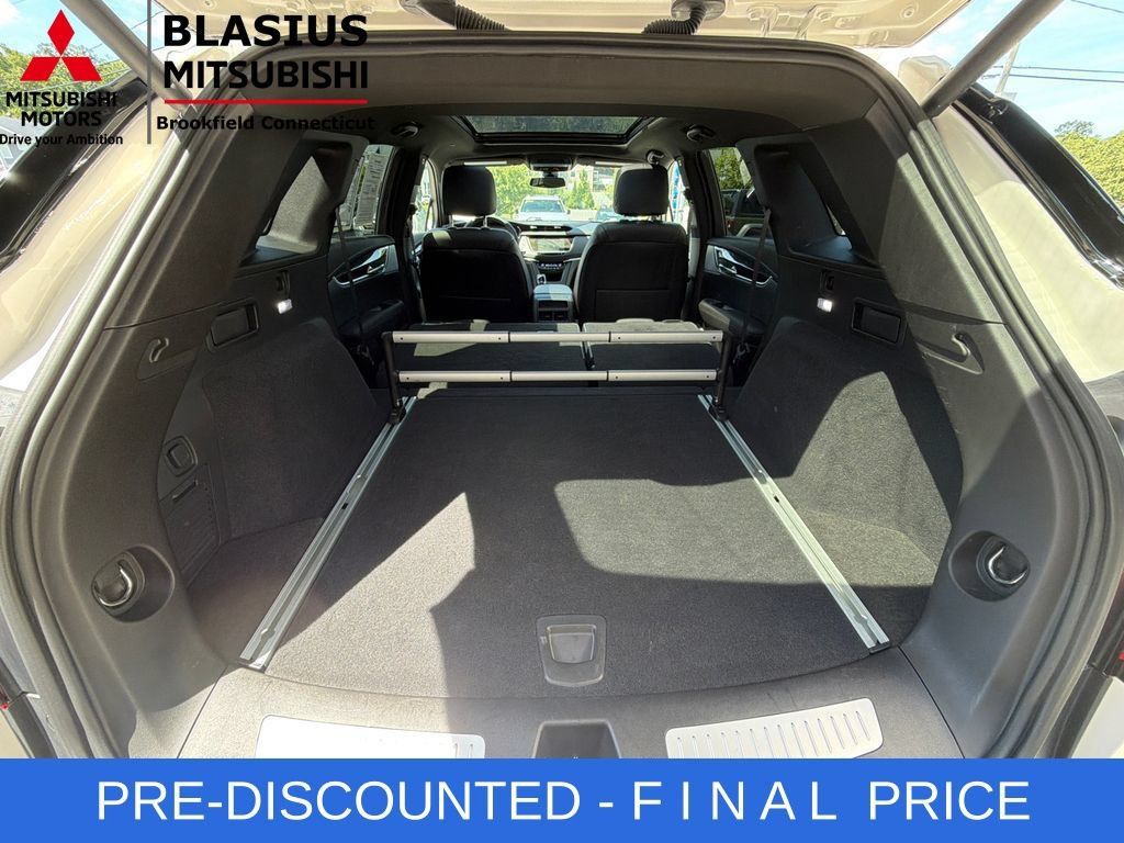 Used 2025 Cadillac XT5 Premium Luxury AWD/4WD image 61