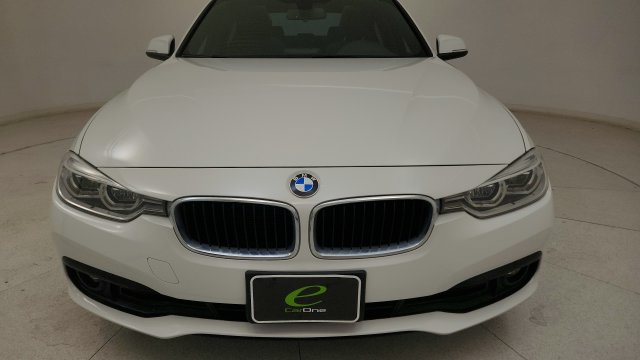 Used 2018 BMW 320i xDrive Sedan AWD/4WD image 24