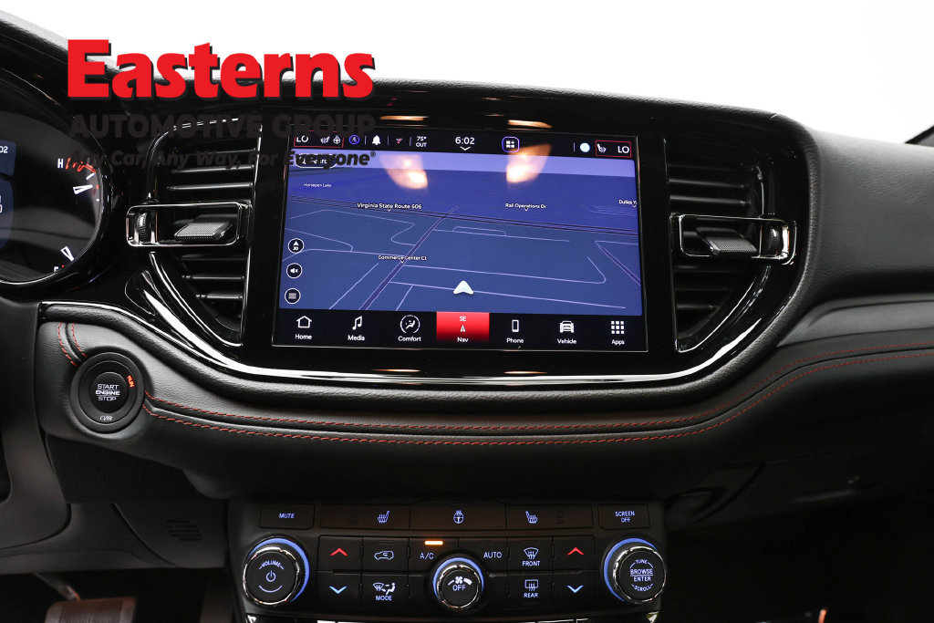 Used 2025 Dodge Durango GT RWD image 13