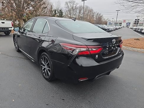 Certified 2023 Toyota Camry SE image 5