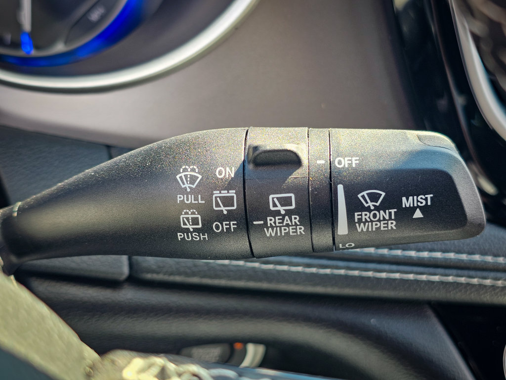 New 2027 Chrysler Pacifica Select FWD image 18