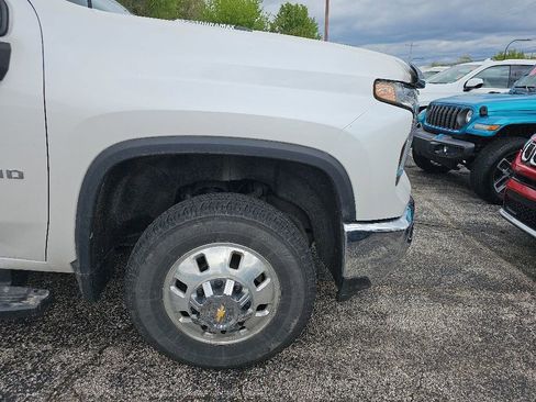 Used 2024 Chevrolet Silverado 3500 LTZ w/ LTZ Plus Package AWD/4WD image 15
