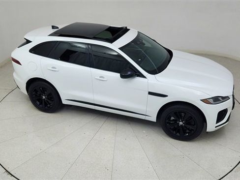 Used 2025 Jaguar F-PACE R-Dynamic S image 75