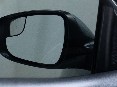 Used 2016 Hyundai Elantra GT w/ Option Group 03 image 25