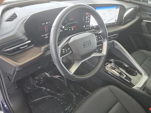 Certified 2025 Audi Q5 Premium w/ Convenience Package AWD/4WD image 21