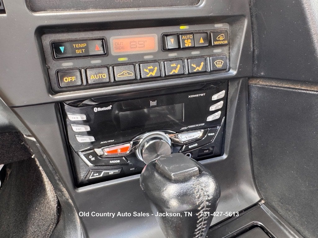 Used 1992 Chevrolet Corvette Convertible RWD image 5