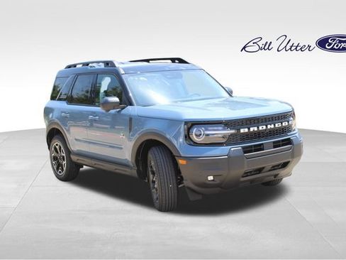 New 2026 Ford Bronco Sport Outer Banks w/ Outer Banks Tech Package+ AWD/4WD image 2