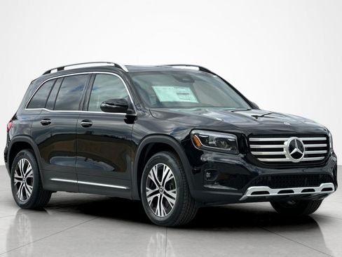 New 2025 Mercedes-Benz GLB 250 image 7