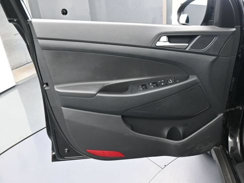 Used 2021 Hyundai Tucson Value FWD image 14