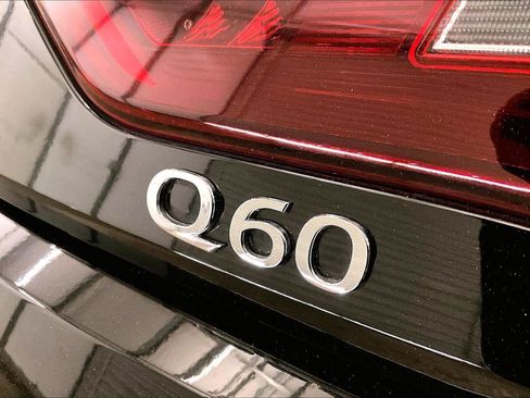 Used 2018 INFINITI Q60 3.0t Luxe w/ Sensory Package 3.0T Luxe image 13