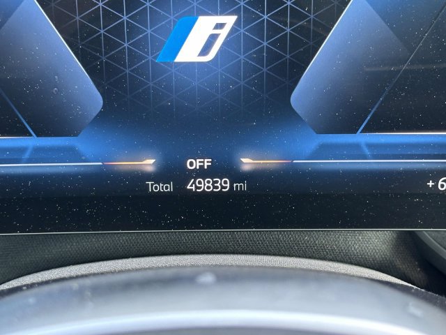 Certified 2023 BMW i7 xDrive60 AWD/4WD image 29