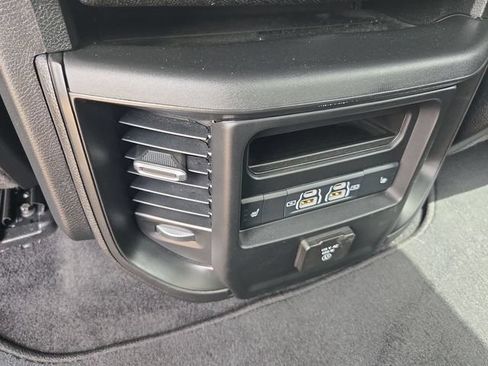 Used 2025 RAM 1500 Laramie AWD/4WD image 20