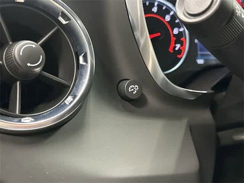 Used 2021 Chevrolet Camaro LT w/ RS Package image 19