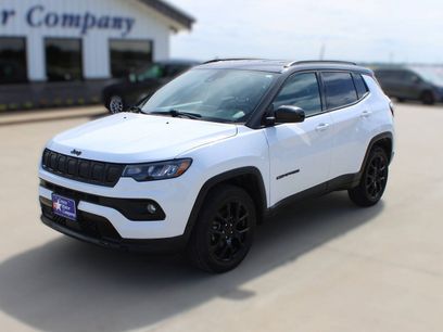 Used 2022 Jeep Compass Latitude w/ Convenience Group