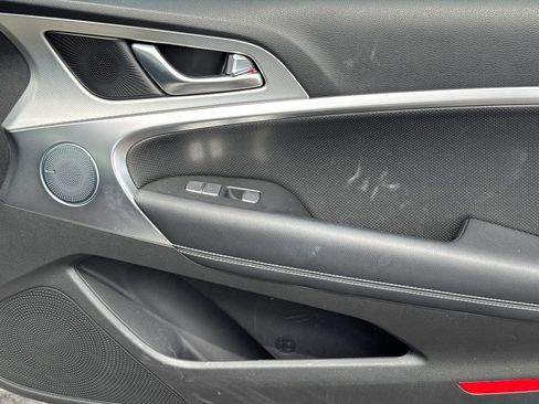 Used 2026 Genesis G70 2.5T Prestige RWD image 17