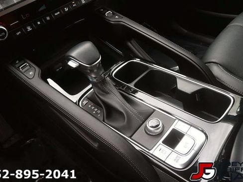 Certified 2025 Kia Telluride EX FWD image 22