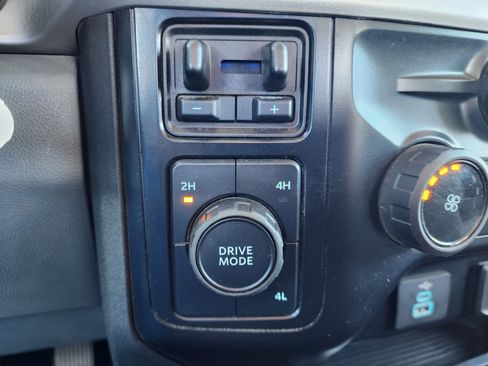 Used 2024 Ford F250 XLT image 27