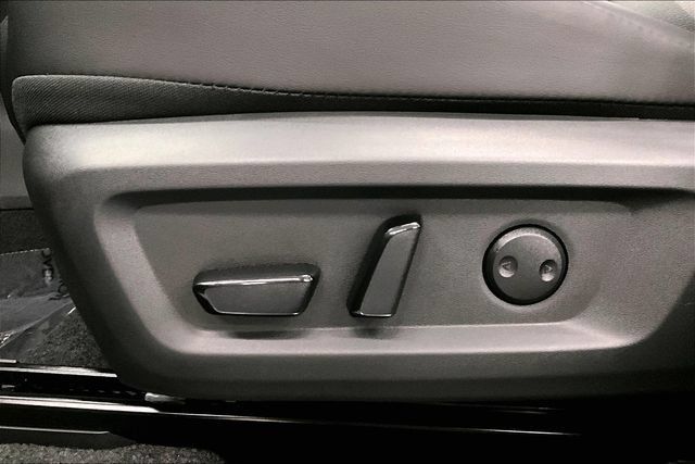 New 2026 Nissan Rogue Dark Armor FWD image 30