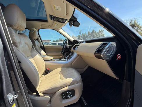 Used 2017 Land Rover Range Rover Sport HSE image 36
