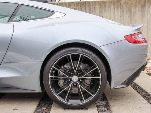 Used 2014 Aston Martin Vanquish Coupe image 5