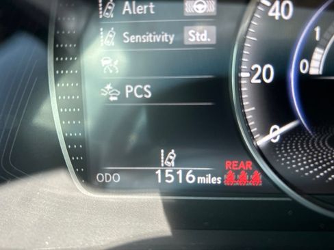 Used 2025 Lexus ES 350 w/ Premium Package FWD image 21