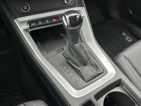New 2025 Audi Q3 2.0T Premium image 35