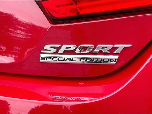 Used 2021 Honda Accord Sport Special Edition image 8