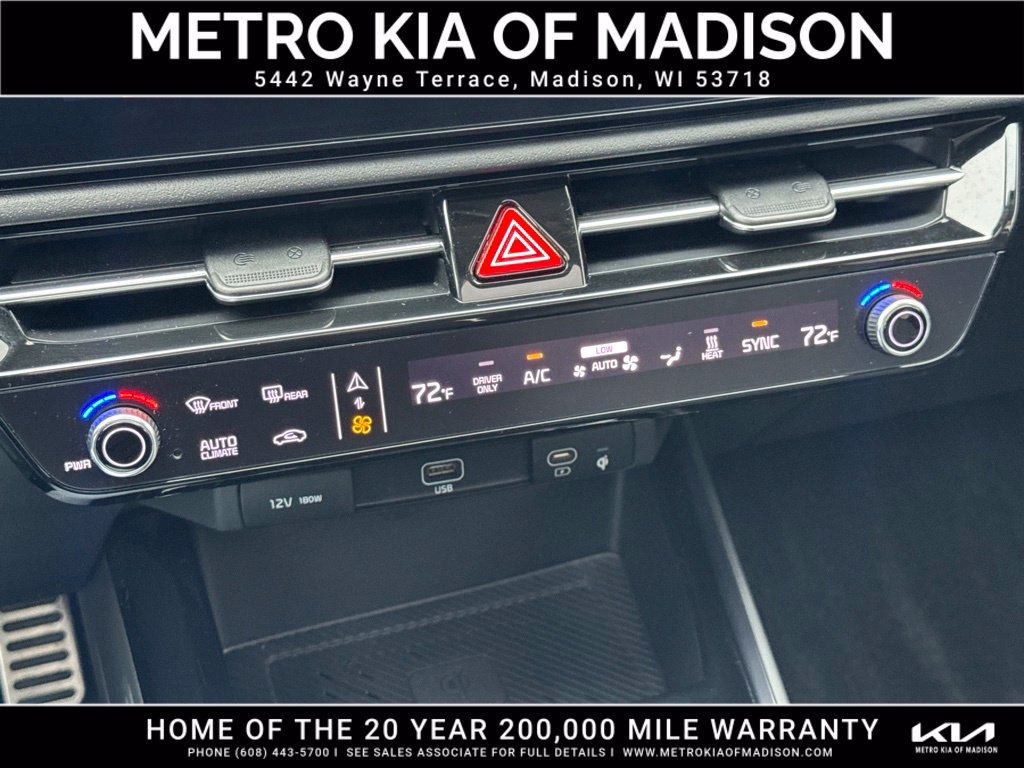 Used 2023 Kia Niro Wave w/ Wave Preserve Package FWD image 25