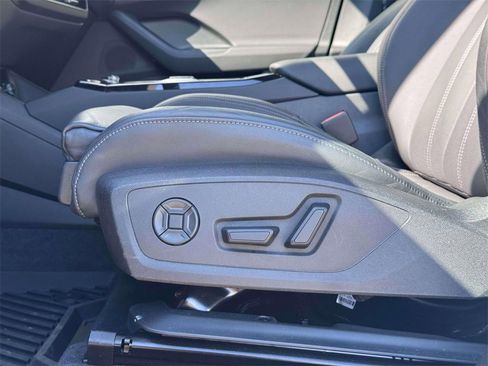 Certified 2025 Audi Q6 e-tron Premium Plus image 8