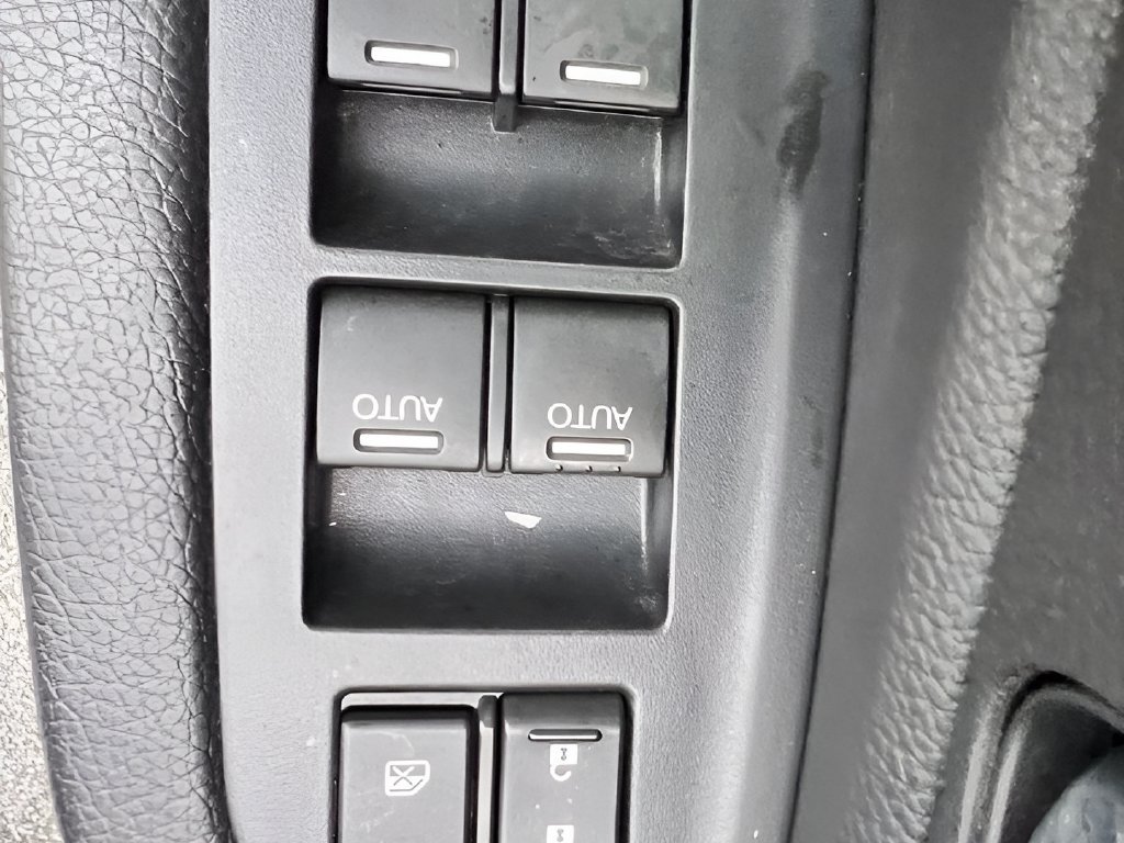 Used 2022 Honda Pilot Sport image 31