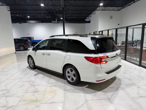 Used 2018 Honda Odyssey EX-L image 10