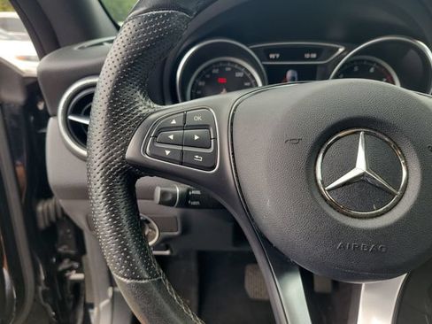 Used 2019 Mercedes-Benz CLA 250 4MATIC image 28