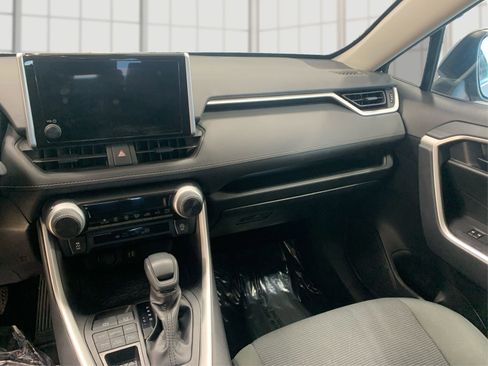 Used 2024 Toyota RAV4 LE image 12