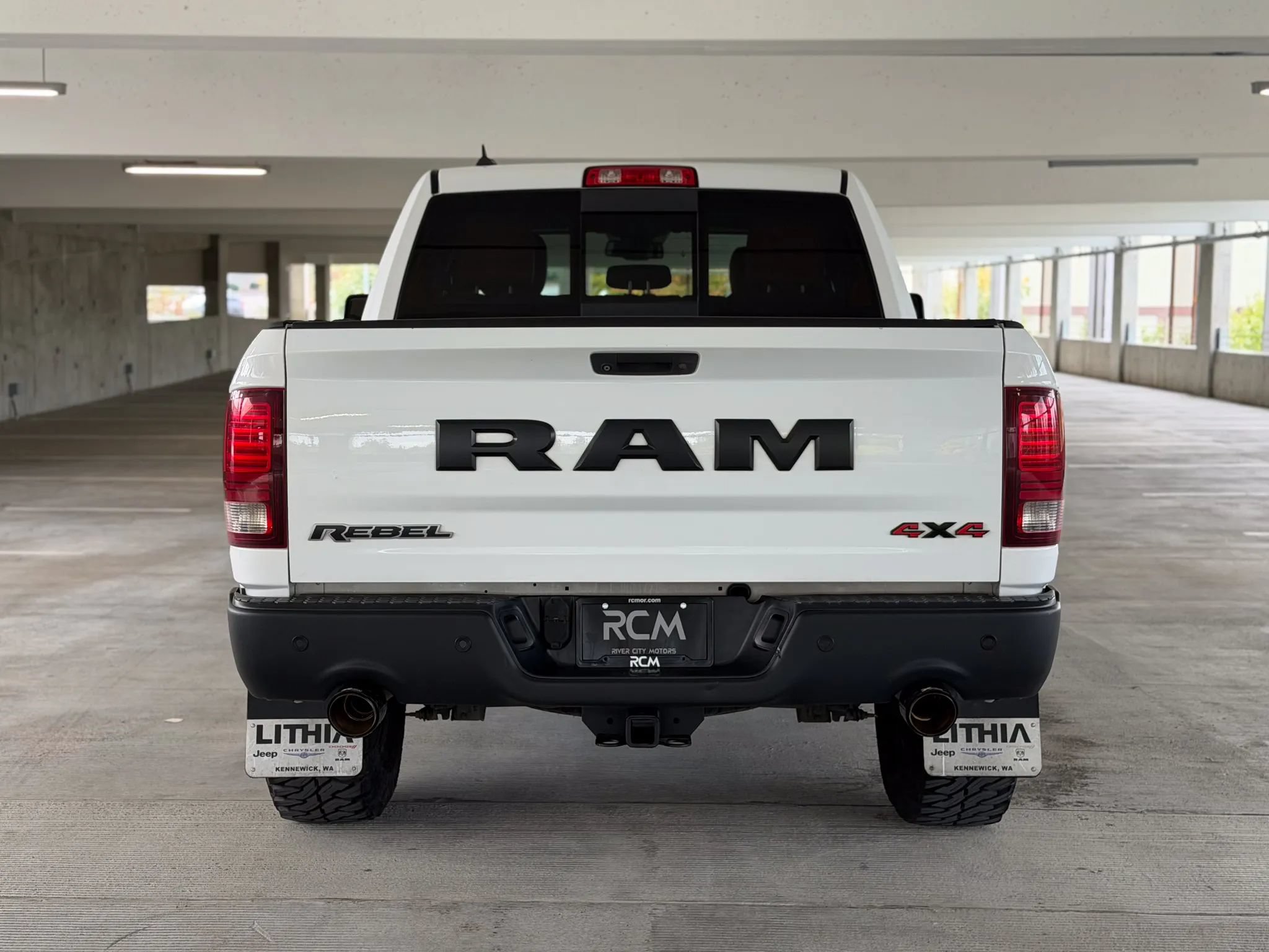 Used 2015 RAM 1500 Rebel AWD/4WD image 6