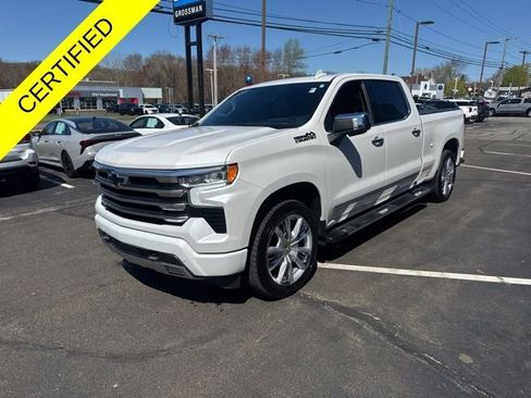 Used 2023 Chevrolet Silverado 1500 High Country w/ High Country Premium Package AWD/4WD image 10