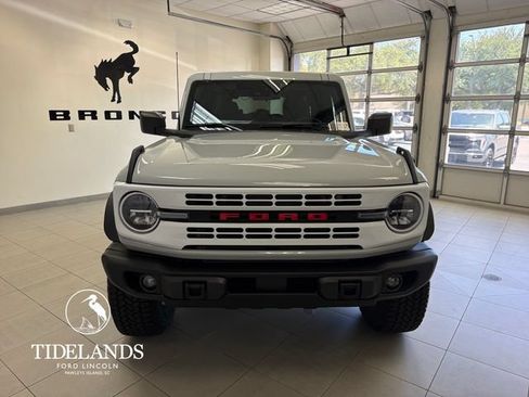 New 2026 Ford Bronco Heritage Edition AWD/4WD image 3
