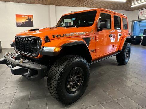 New 2025 Jeep Wrangler Unlimited Rubicon 392 image 7