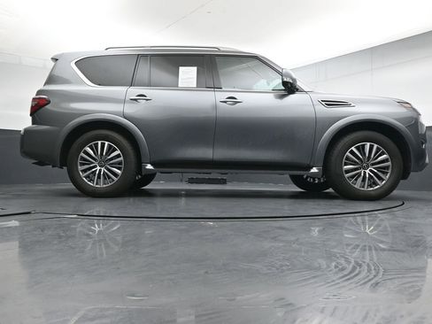 Used 2024 Nissan Armada SL w/ Captain's Chairs Package AWD/4WD image 41