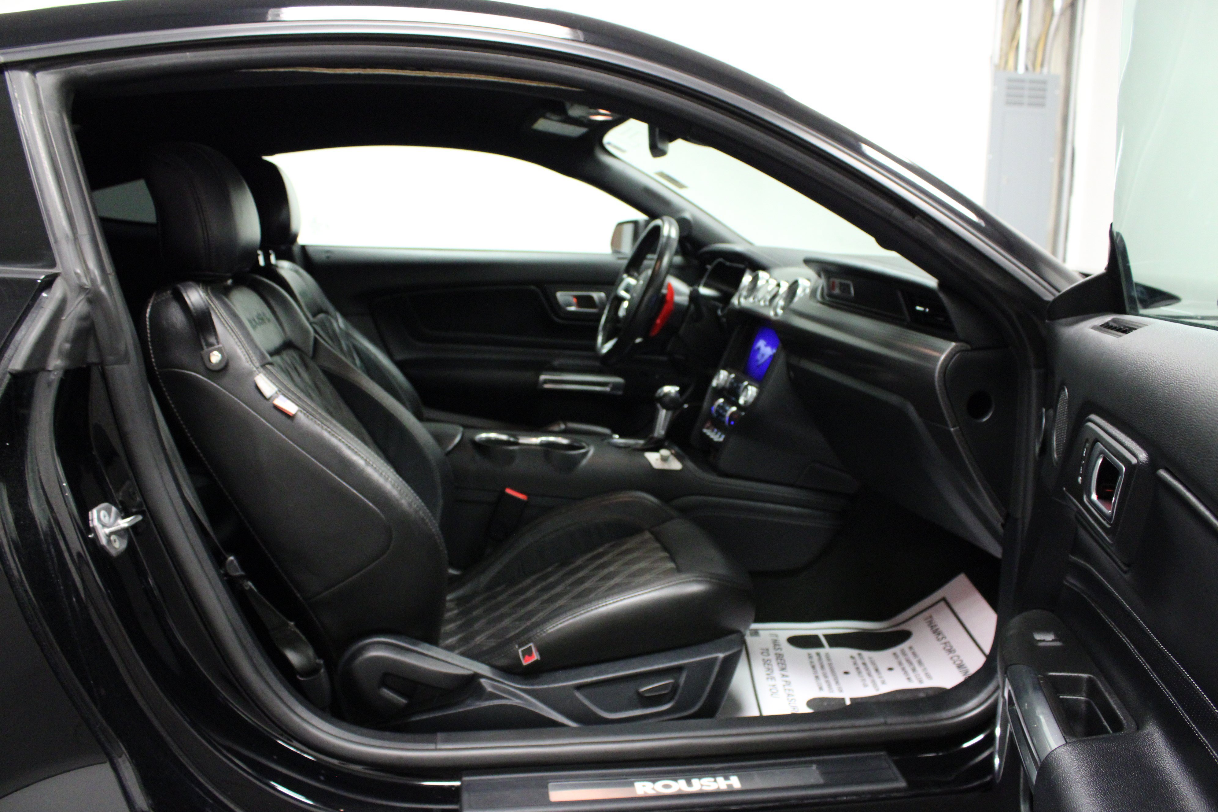 Used 2021 Ford Mustang GT Premium w/ GT Performance Package RWD image 14