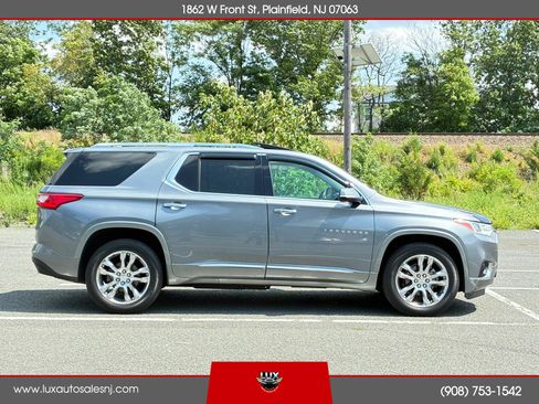 Used 2019 Chevrolet Traverse High Country AWD/4WD image 8