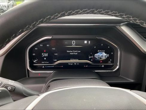 Used 2024 GMC Sierra 1500 Denali w/ Technology Package AWD/4WD image 14