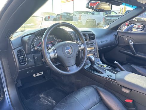 Used 2011 Chevrolet Corvette w/ Preferred Equipment Group image 17