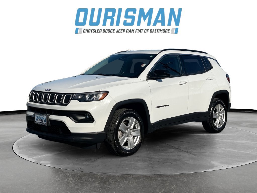 Used 2022 Jeep Compass Latitude w/ Convenience Group AWD/4WD image 2